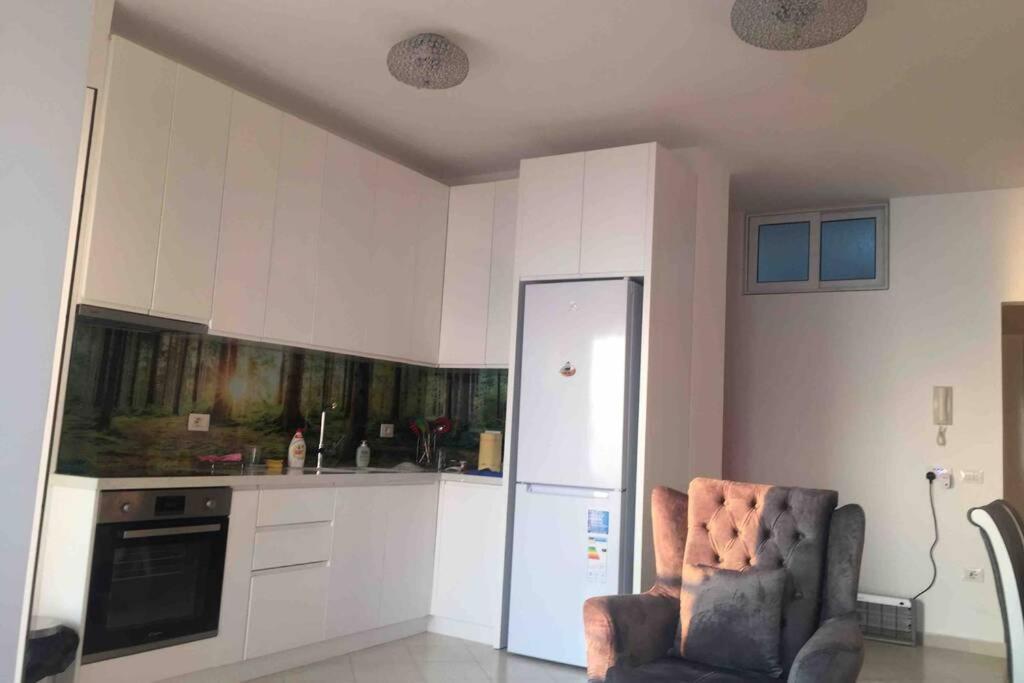 Modern Sea View Apartment For A Perfect Holiday Дуррес Экстерьер фото