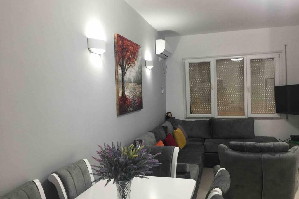 Modern Sea View Apartment For A Perfect Holiday Дуррес Экстерьер фото
